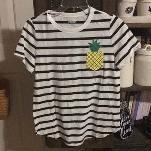 Old Navy Pineapple Shirt Women’s Small